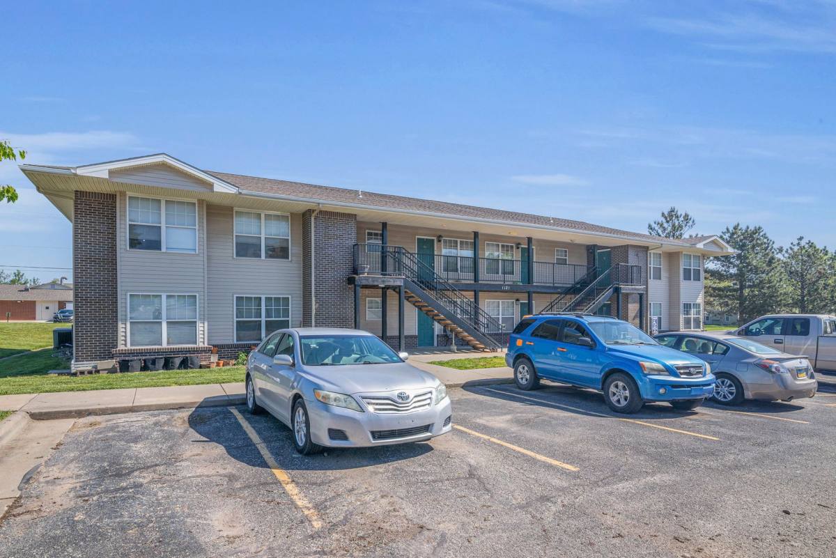 Apartment for rent at 1141 W 17th St, Ottawa, KS 66067