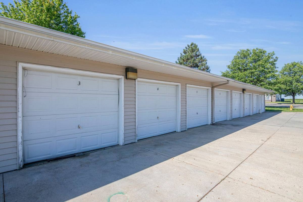 Apartment for rent at 1141 W 17th St, Ottawa, KS 66067