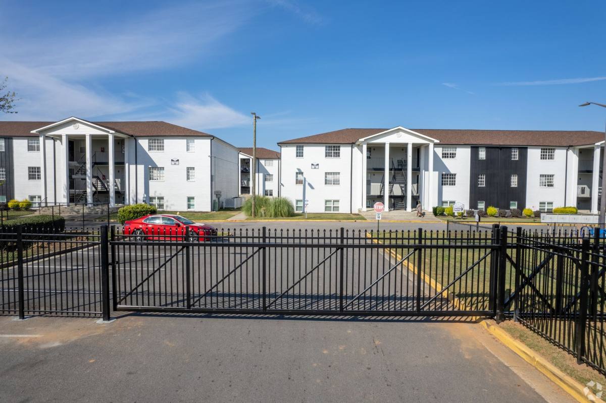 Apartment for rent at 505 13th St, Augusta, GA 30901
