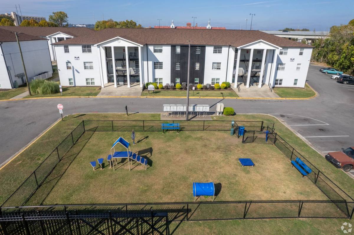 Apartment for rent at 505 13th St, Augusta, GA 30901