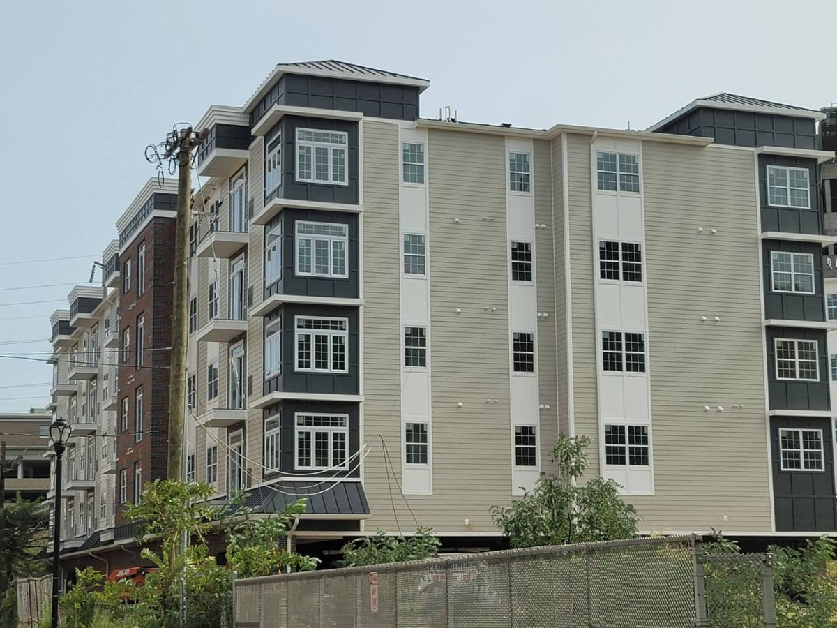 Apartment for rent at 78 Murray St, Elizabeth, NJ 07202