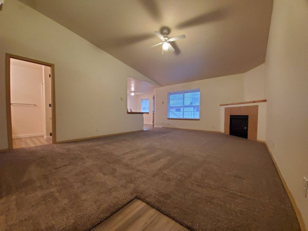 Condo for rent at 5313 NE 68th Ave, Vancouver, WA 98661