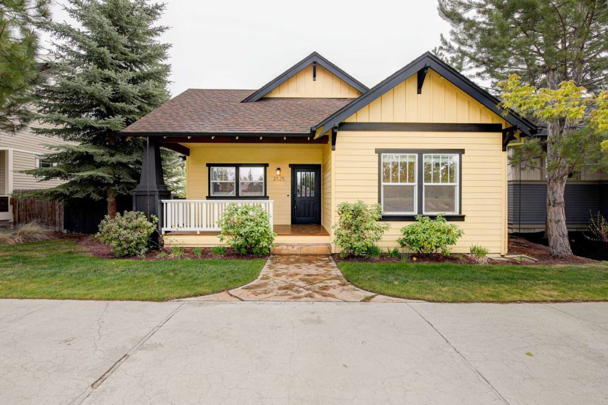 House for rent at 2525 NW High Lakes Lp, Bend, OR 97703