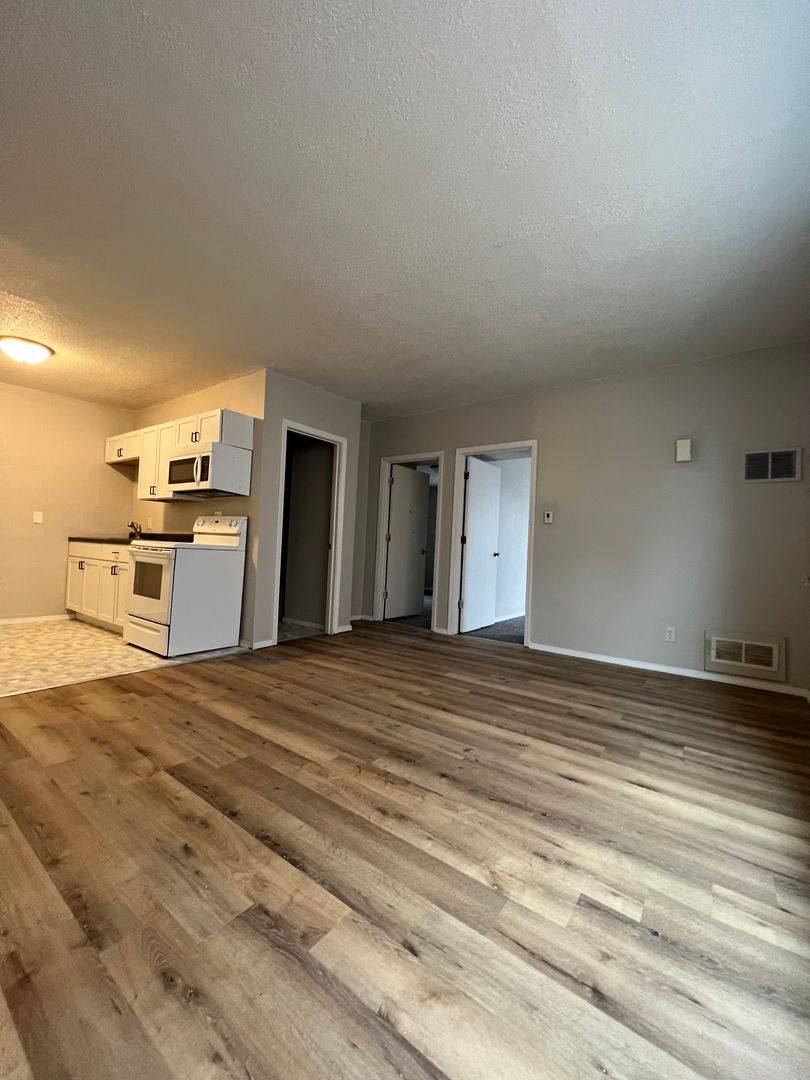 Apartment for rent at 432 Rose St, La Crosse, WI 54603