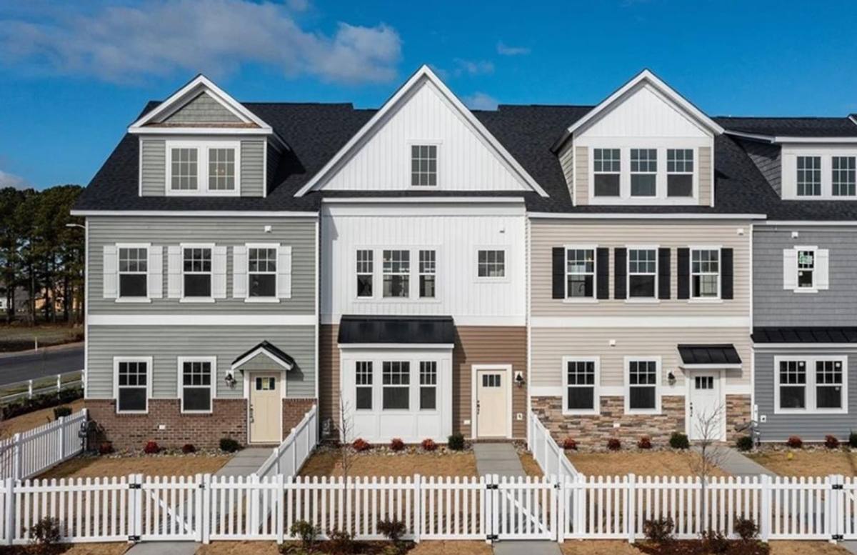 House for rent at 1809 Moravian Walk, Chesapeake, VA 23323