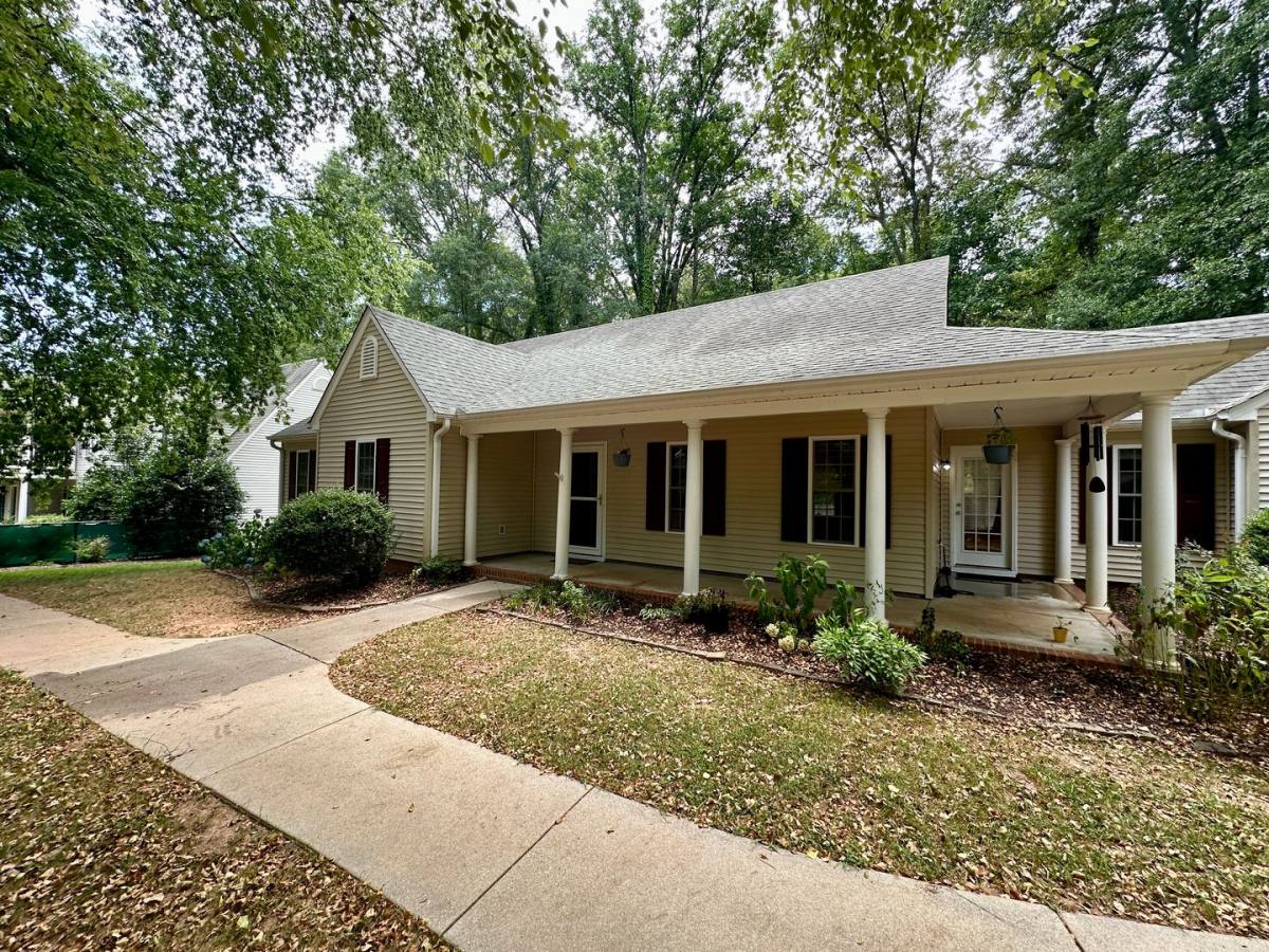 House for rent at 252 Rock Creek Rd, Clemson, SC 29631