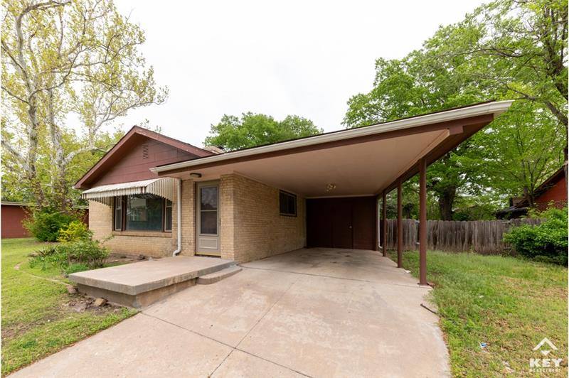 House for rent at 1568 N Harvard Ave, Wichita, KS 67208