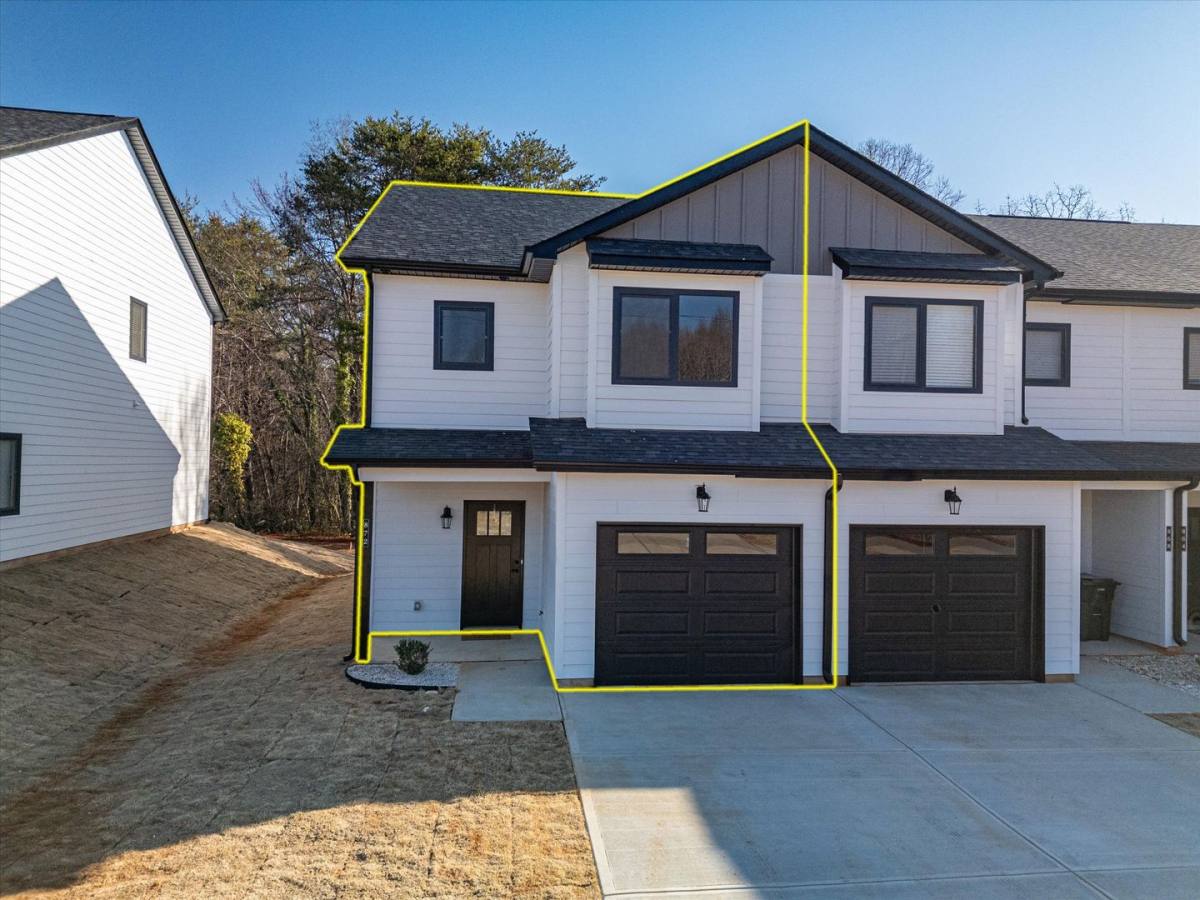 Apartment for rent at 849 Ac Little Dr, Newton, NC 28658