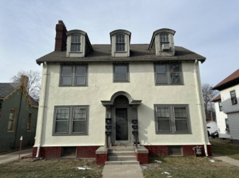 Apartment for rent at 105 N Adams St #2, Ypsilanti, MI 48197