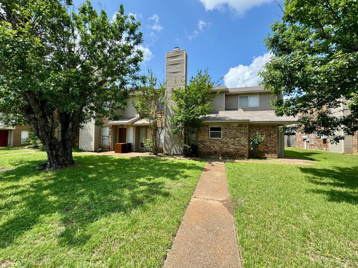 House for rent at 105 Romana #A, Hewitt, TX 76643