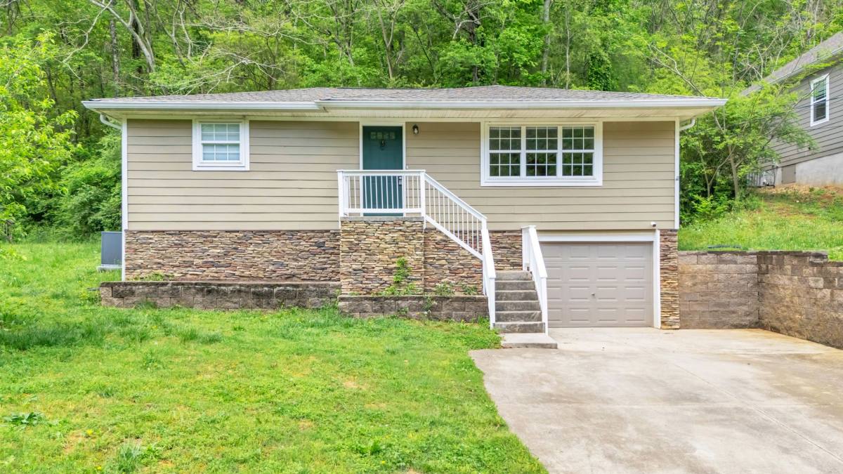 House for rent at 519 Lullwater Rd, Chattanooga, TN 37405
