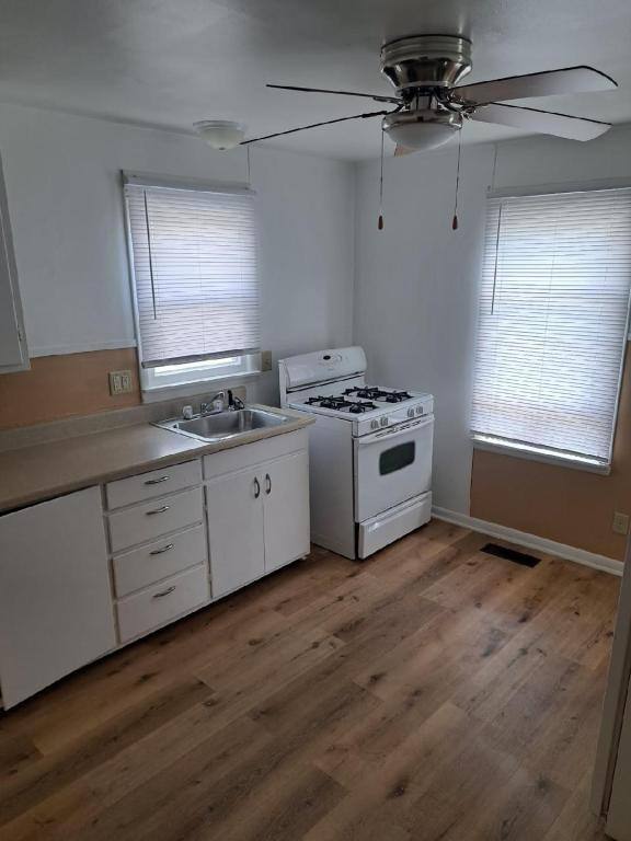 Apartment for rent at 402 E Snider #4, Carbondale, IL 62901