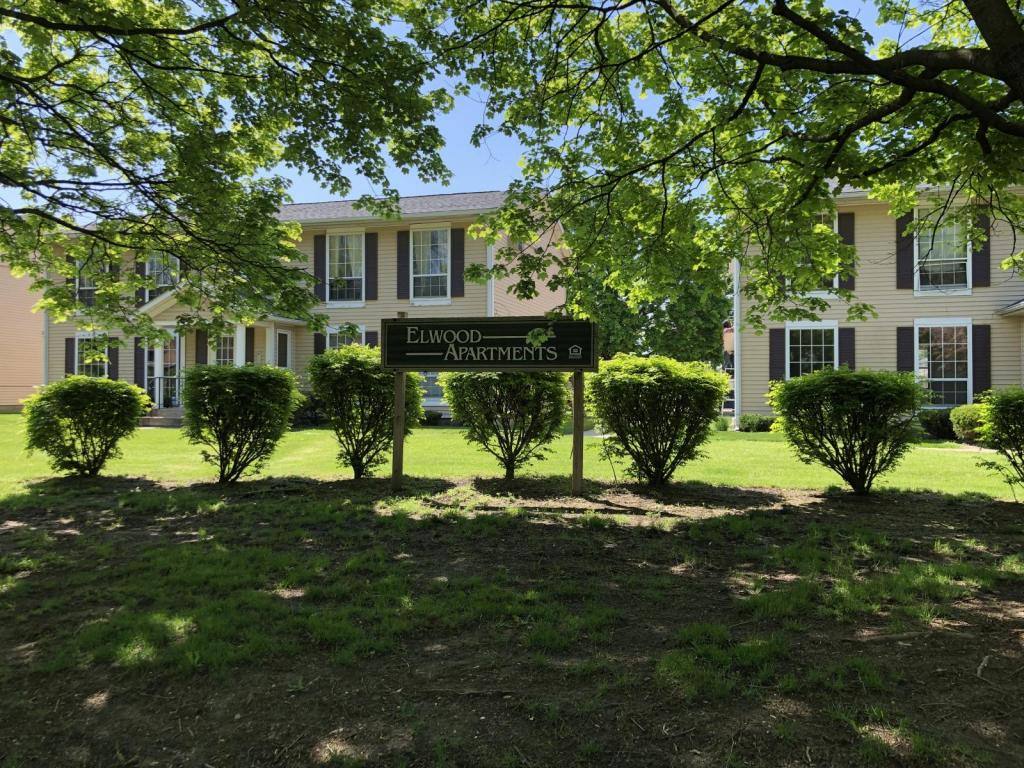 House for rent at 110 W Park St, Elwood, IL 60421