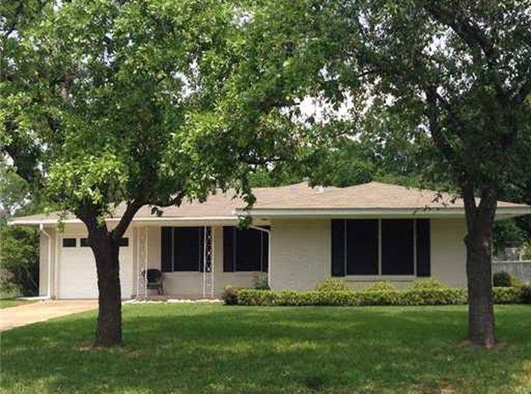 House for rent at 2003 Vinewood, Bryan, TX 77802