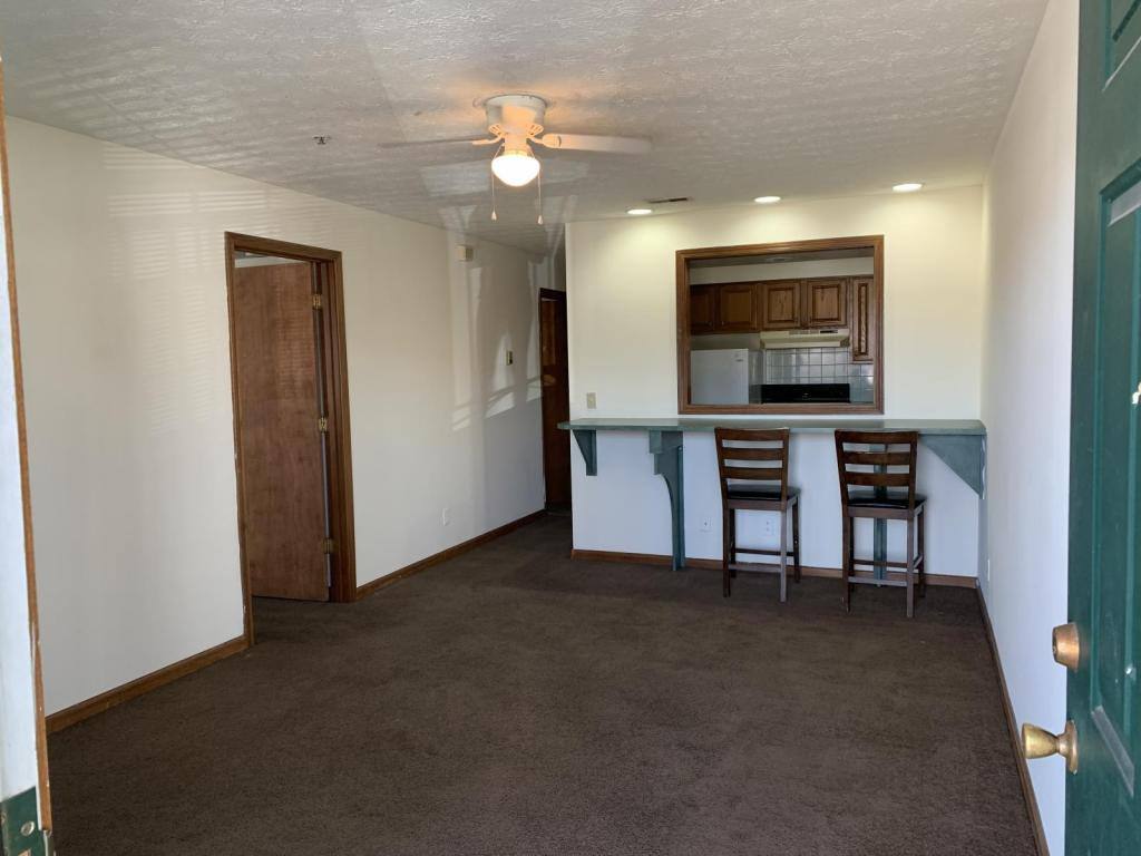 Apartment for rent at 1540 7th Ave #9, Huntington, WV 25701