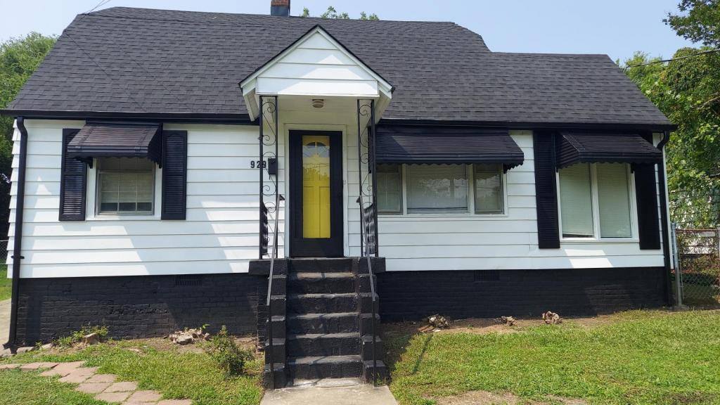 House for rent at 929 Taft St, Winston Salem, NC 27105