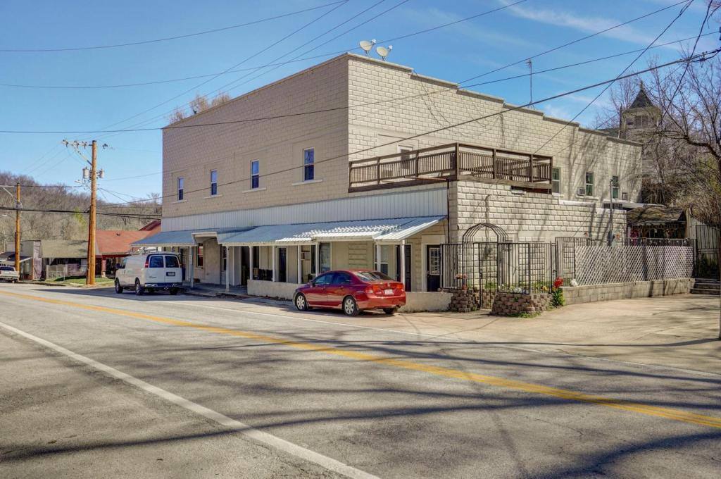 Apartment for rent at 63 Joe Dwyer Blvd #6, Reeds Spring, MO 65737