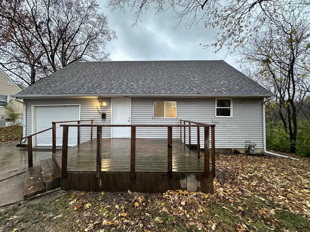 House for rent at 7509 SW 12th St, Des Moines, IA 50315