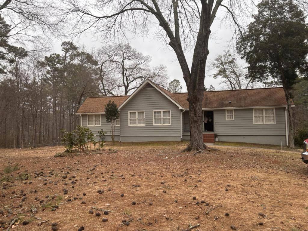 House for rent at 549 Tyrone Rd, Tyrone, GA 30290