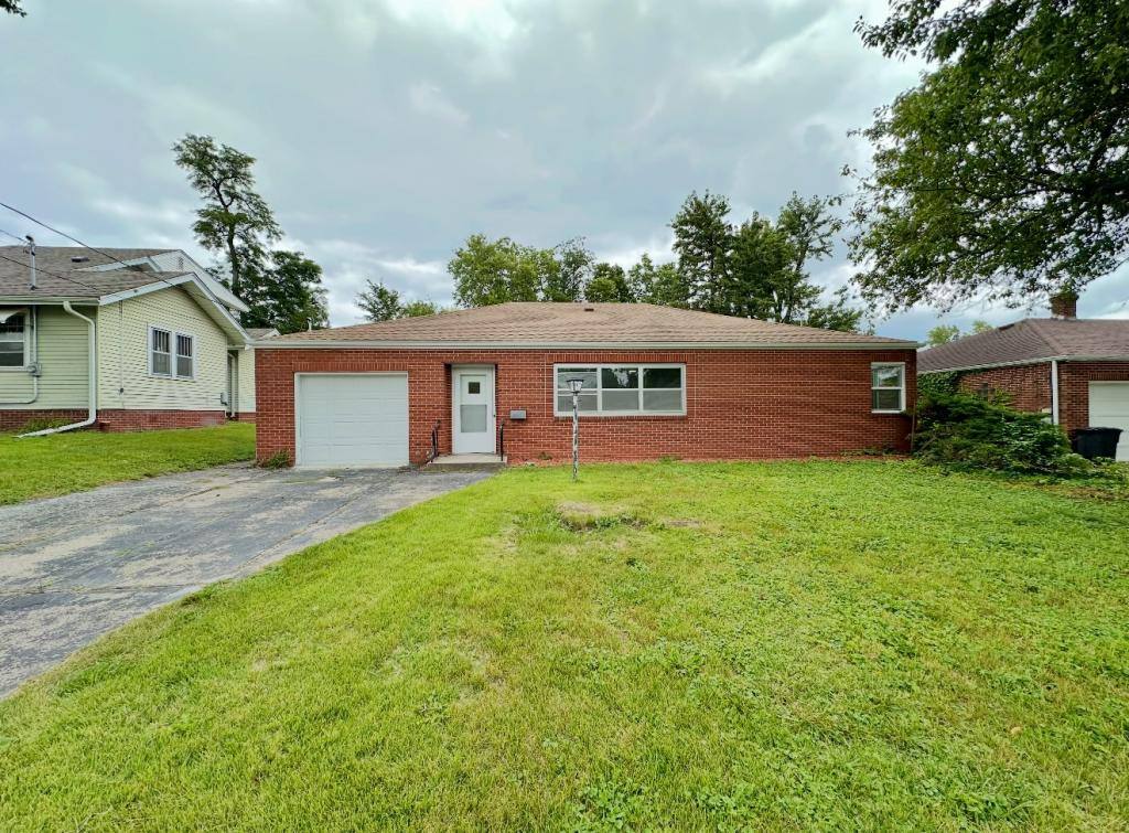 House for rent at 518 E 2nd St S, Newton, IA 50208