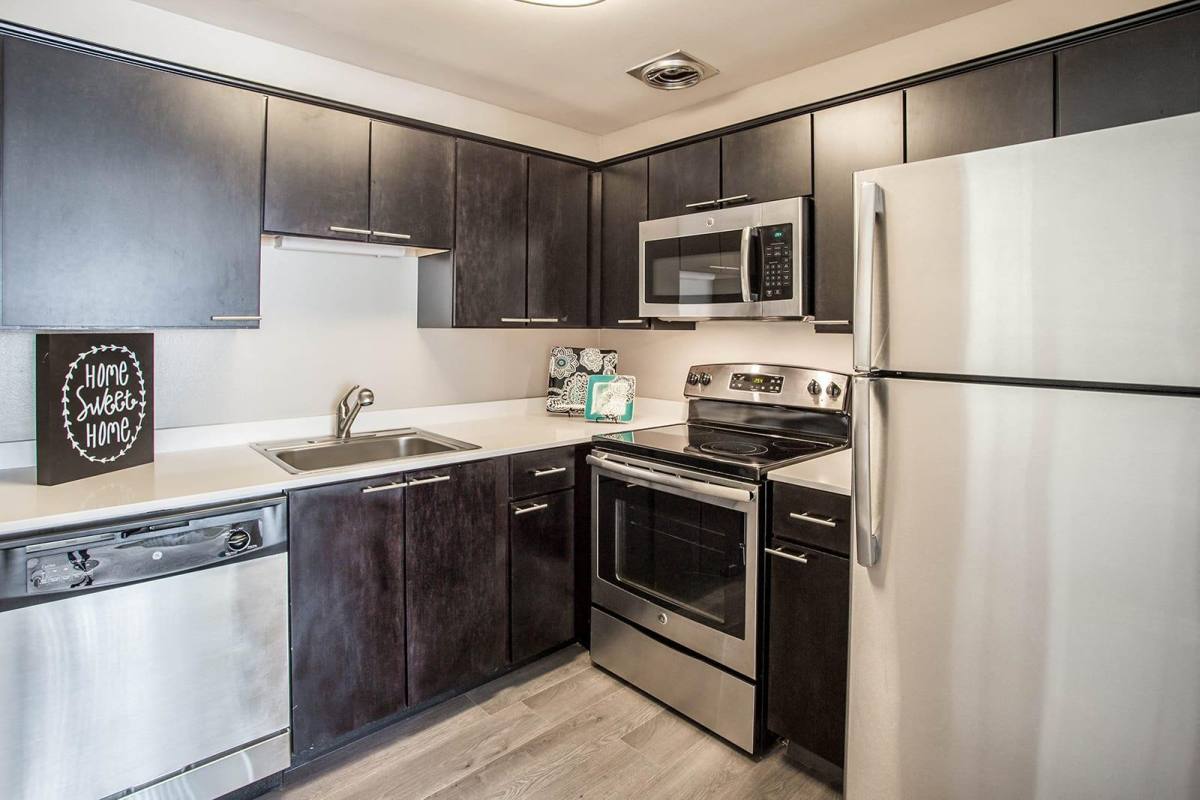 Apartment for rent at 1245 E Prairie Brook Dr, Palatine, IL 60074