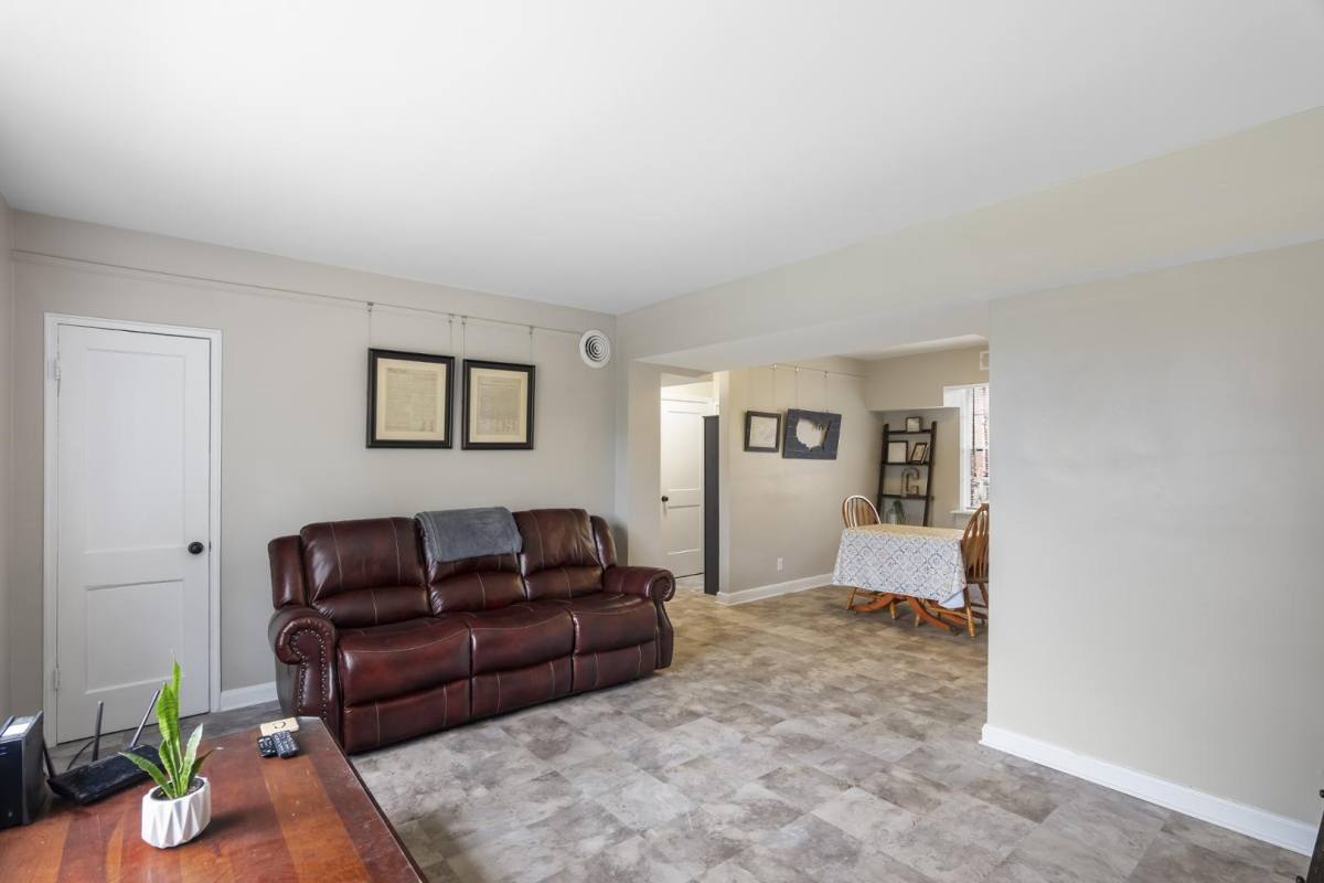 House for rent at 513 Saluda Ave, Columbia, SC 29205