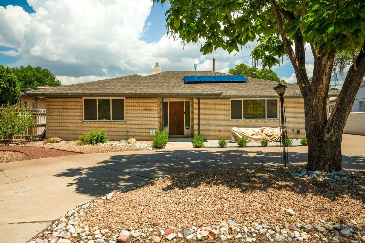 House for rent at 1623 San Patricio Ave SW, Albuquerque, NM 87104