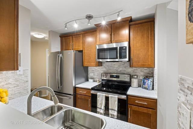Apartment for rent at 23 Burberry Circle #422, Schaumburg, IL 60173