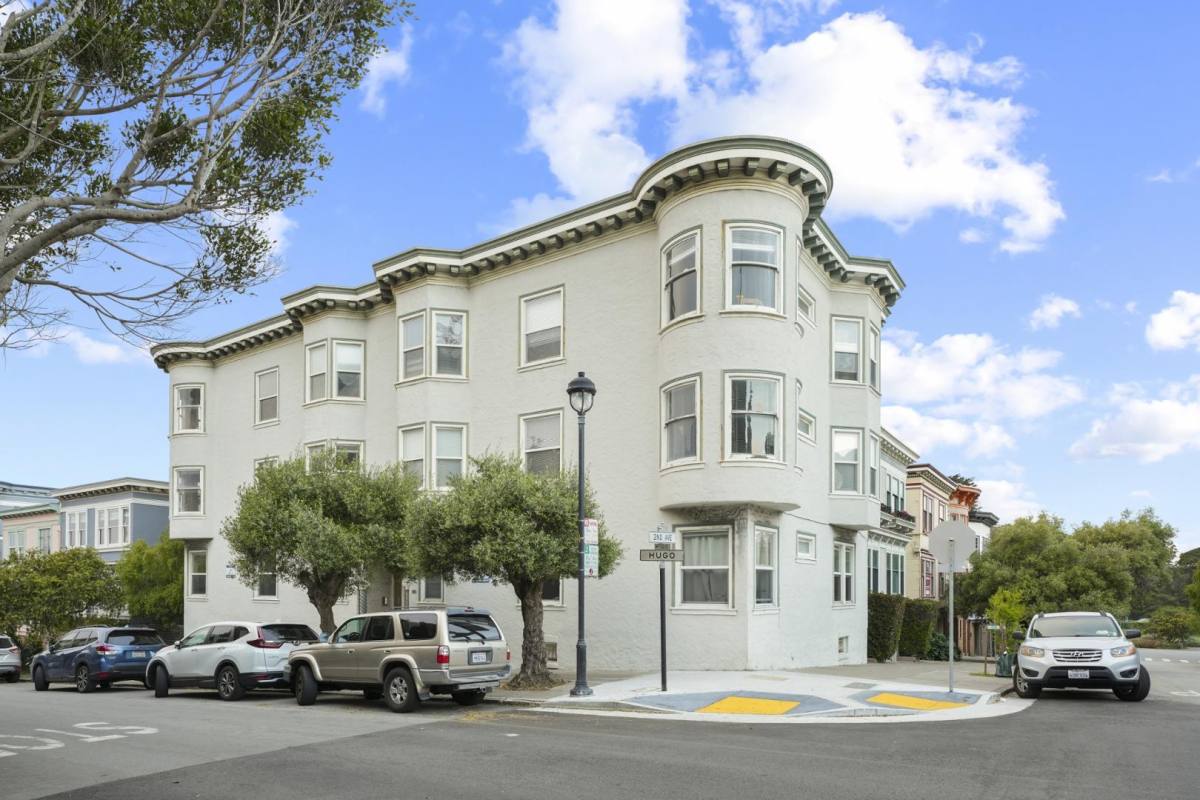 House for rent at 100 Hugo St #2, San Francisco, CA 94122