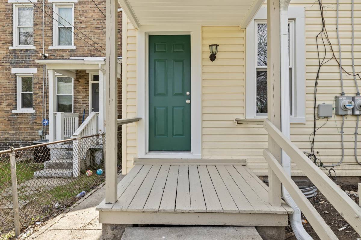 House for rent at 1614 Pembrok #1, Columbus, OH 43203