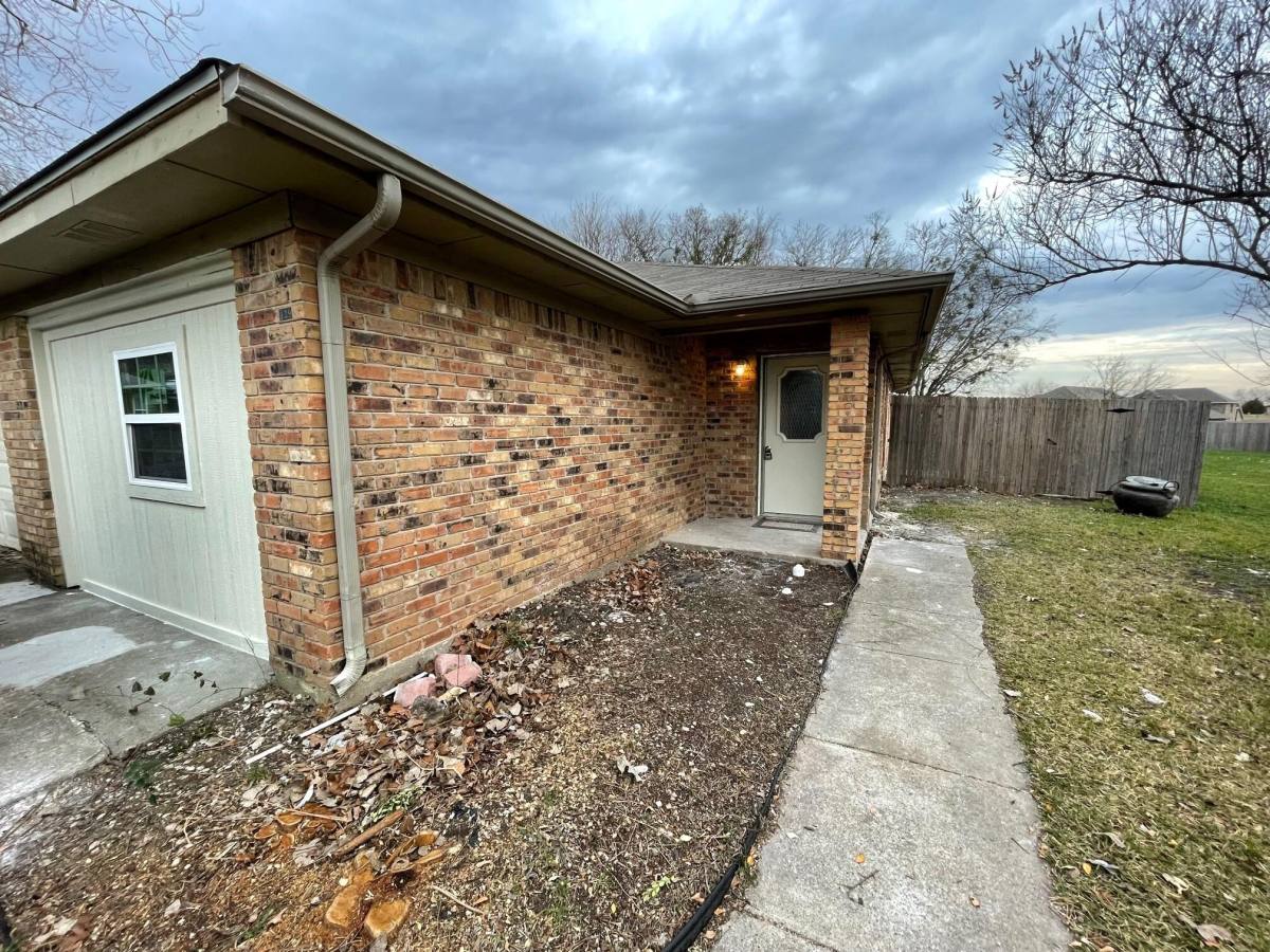 House for rent at Prairie Creek Hills, 141 Prairie Creek Circle, Princeton, TX 75407