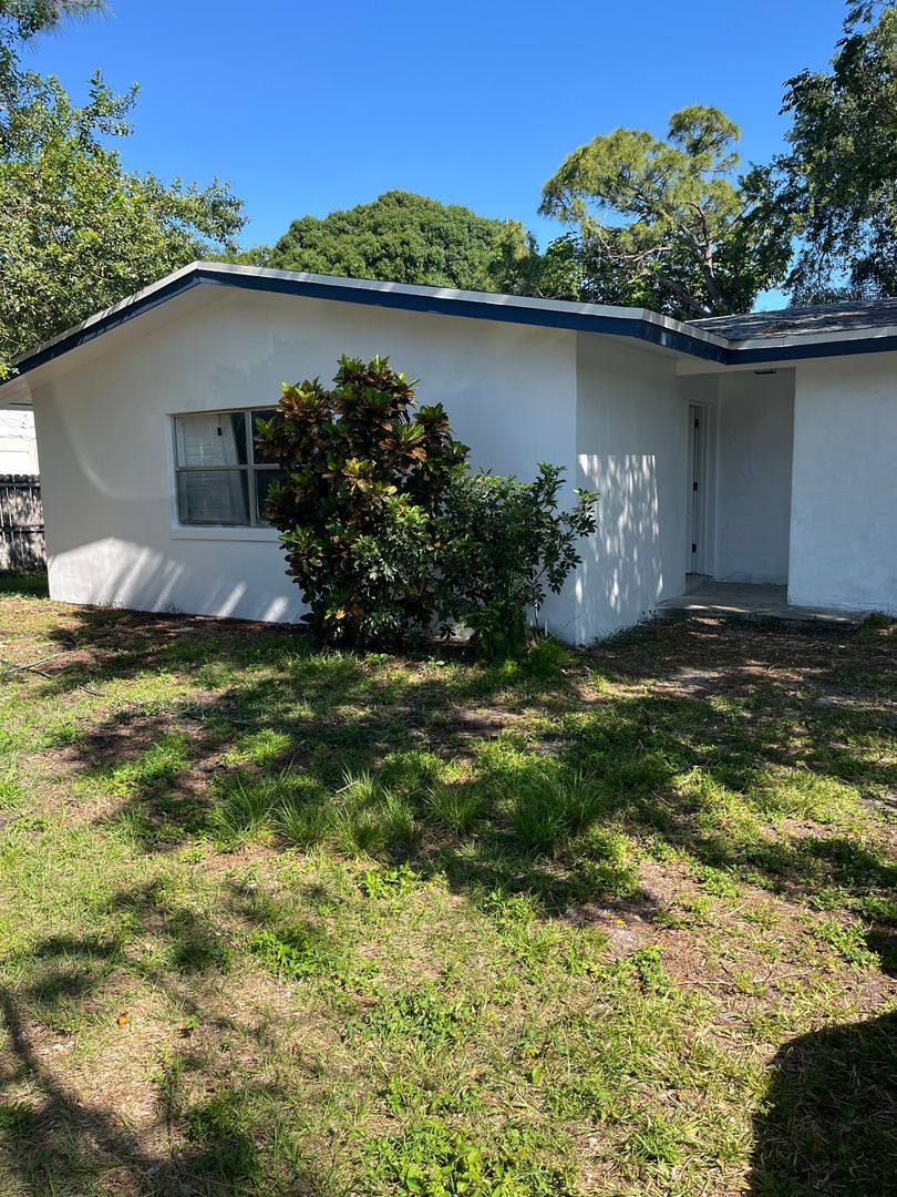 House for rent at 710 Howie Dr, Fort Pierce, FL 34982