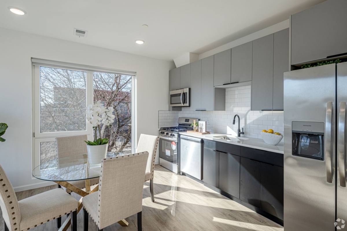 Apartment for rent at 15-19 S 13th St, Newark, NJ 07107