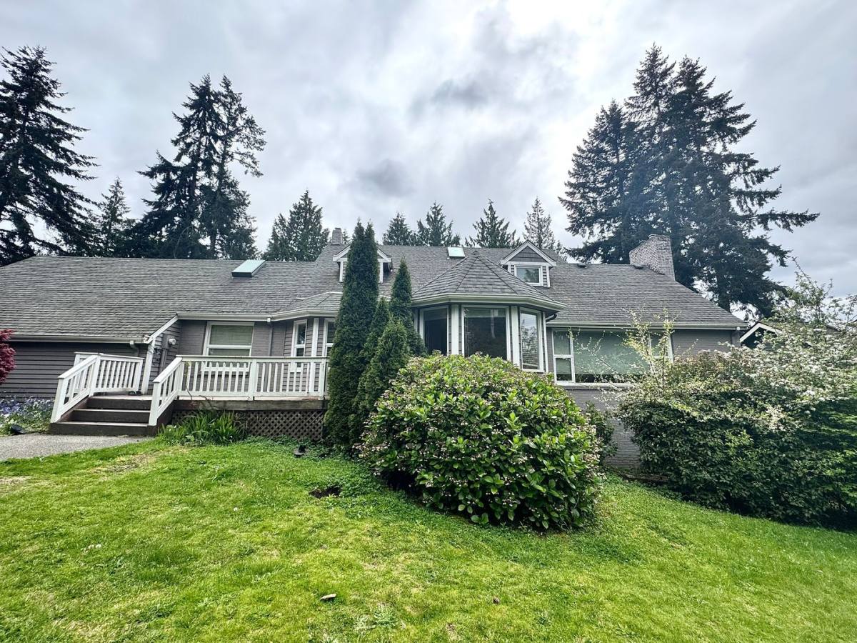 House for rent at 13649 Main St, Bellevue, WA 98005
