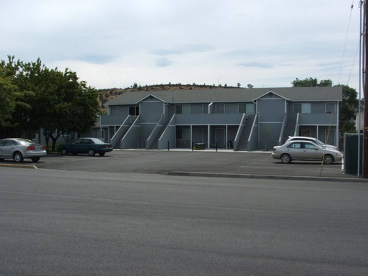 Apartment for rent at 66 SW 3rd St, Madras, OR 97741