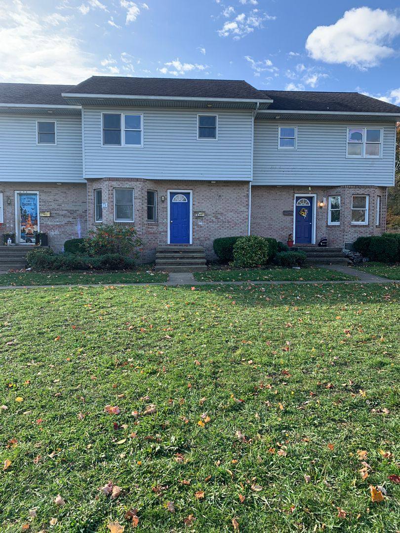 Apartment for rent at 927-975 W Wilson, Salem, OH 44460