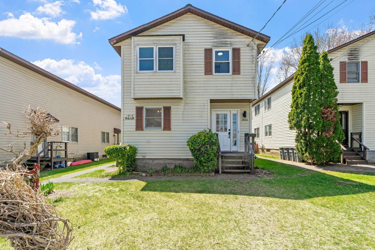 Apartment for rent at 1812-1826 Albany St, Schenectady, NY 12304