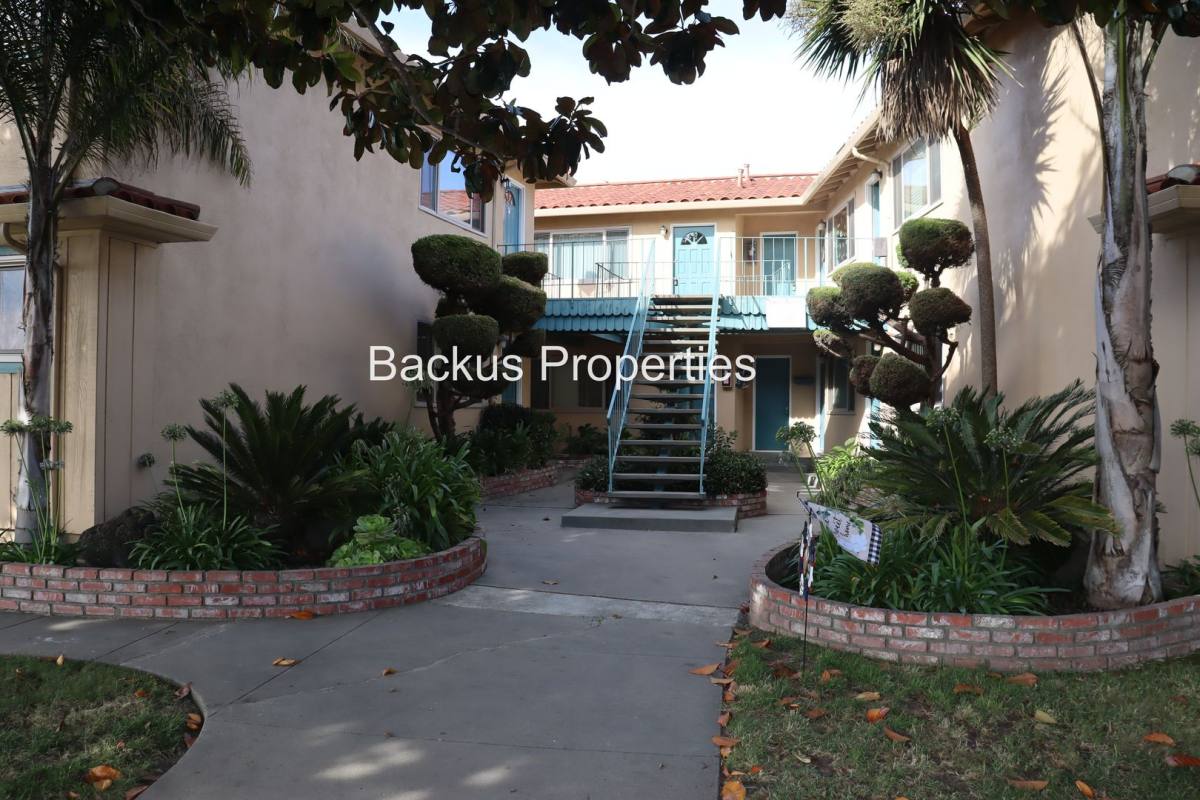 Apartment for rent at 766 Central Ave, Salinas, CA 93901