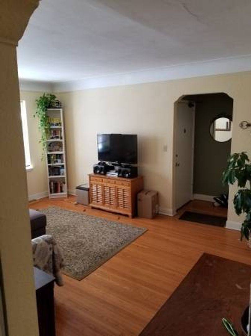 308 W 22nd St, Minneapolis, MN 55404