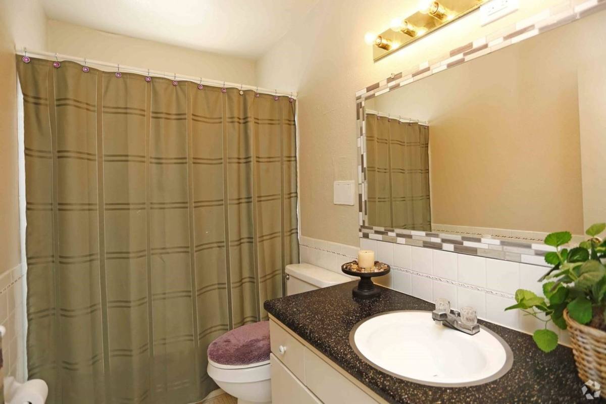 Apartment for rent at 900 Westgate Dr, Bossier City, LA 71112