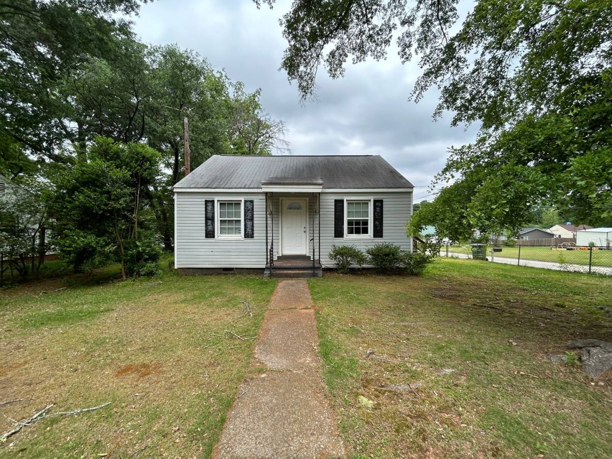 House for rent at 106 Whaley St, Hogansville, GA 30230