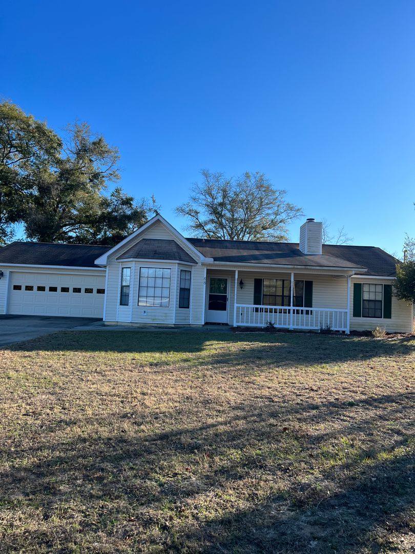 House for rent at 68 Scotty Lane, Enterprise, AL 36330