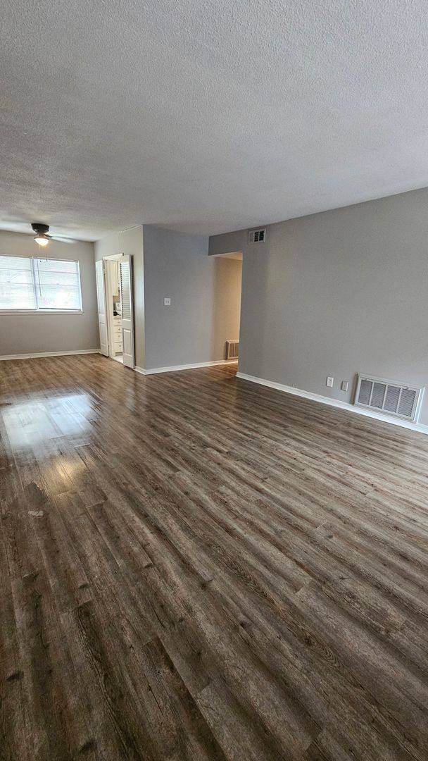 Apartment for rent at 1309 E 21st, Tulsa, OK 74114