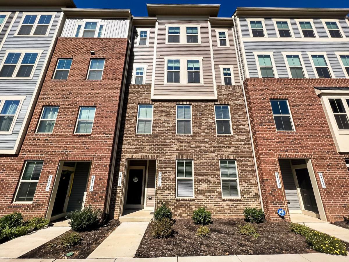 Townhouse for rent at 24736 Monk Meadows Terrace, Sterling, VA 20166