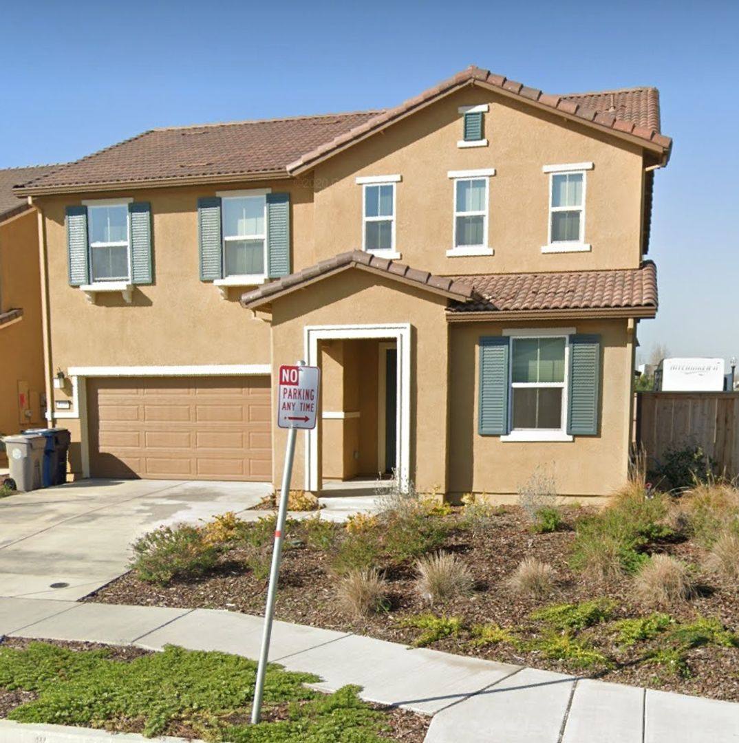 House for rent at 8400 Stara St, Elk Grove, CA 95758