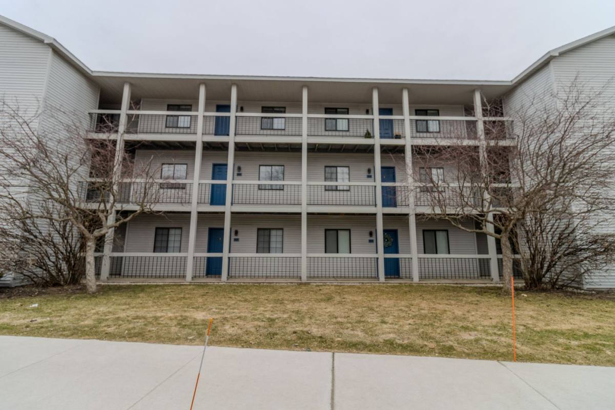 Condo for rent at 601 Riverine Dr, Traverse City, MI 49684