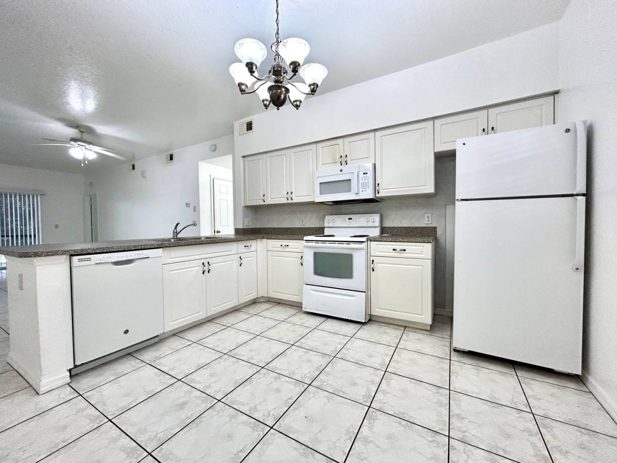 Apartment for rent at 1109 1117 SW, Cape Coral, FL 33914