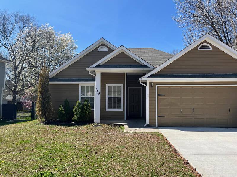 House for rent at 125 River Oaks Dr, Madison, AL 35758