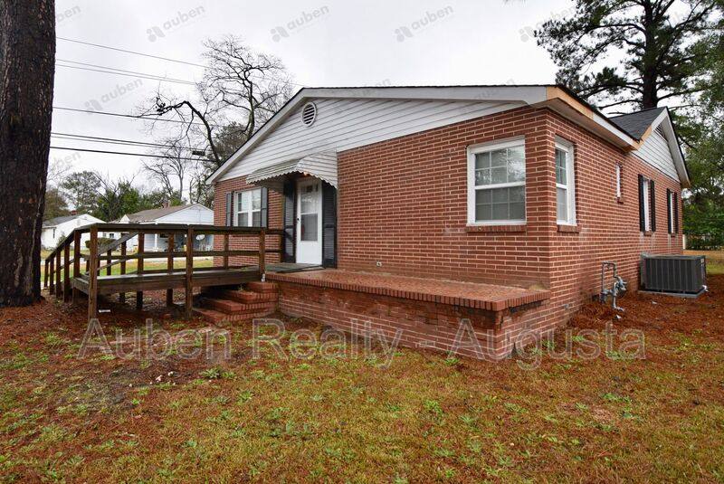 House for rent at 1430 Jackson Rd, Augusta, GA 30909