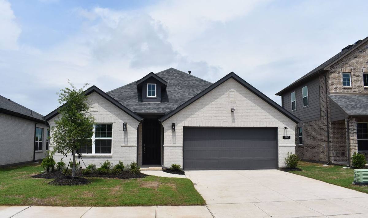 House for rent at 3116 Ferrero Lane, Princeton, TX 75407